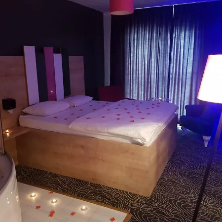 Suit Palas Aparthotel