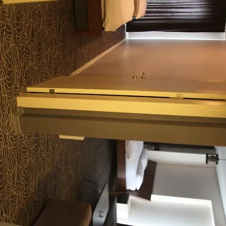 Aparthotel Suit Palas